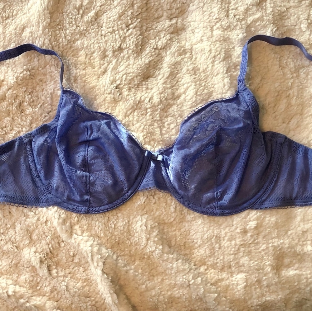 2 APT 9 bras